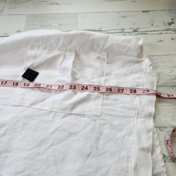 Ali Miles Crisp White Tunic with Side Pocket Size Medium - Picture 6 of 11
